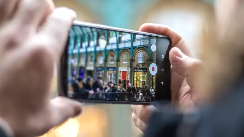 مشکلات دوربین گوشی HTC | مشکلات دوربین HTC | ایران سرویس